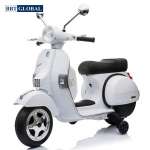 Xe máy điện trẻ em bản quyền Vespa PX150 màu trắng