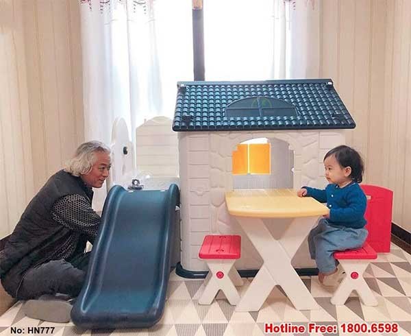 Cầu trượt nhà bóng cho bé