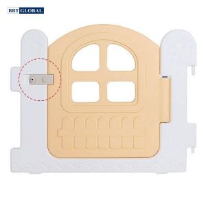 Cạnh quây bóng Hàn Quốc có cửa 6505