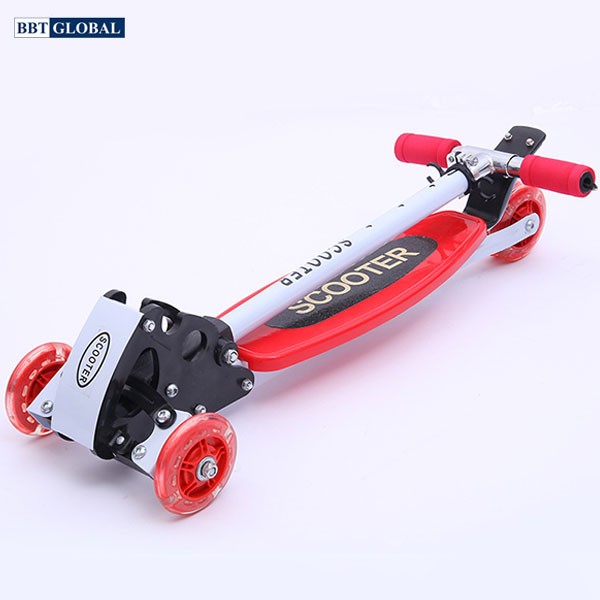 Xe trượt scooter 3 bánh cho bé BBT Global KM956A