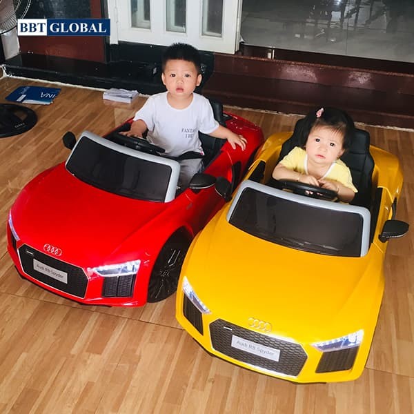 Xe Ô tô điện trẻ em Bản quyền Cao cấp Audi R8