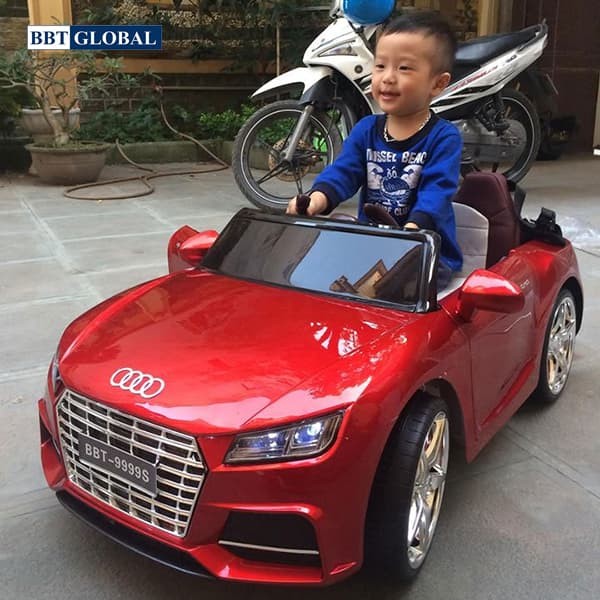 Ô tô điện cho bé Phun sơn dáng Audi TTS BBT-9999