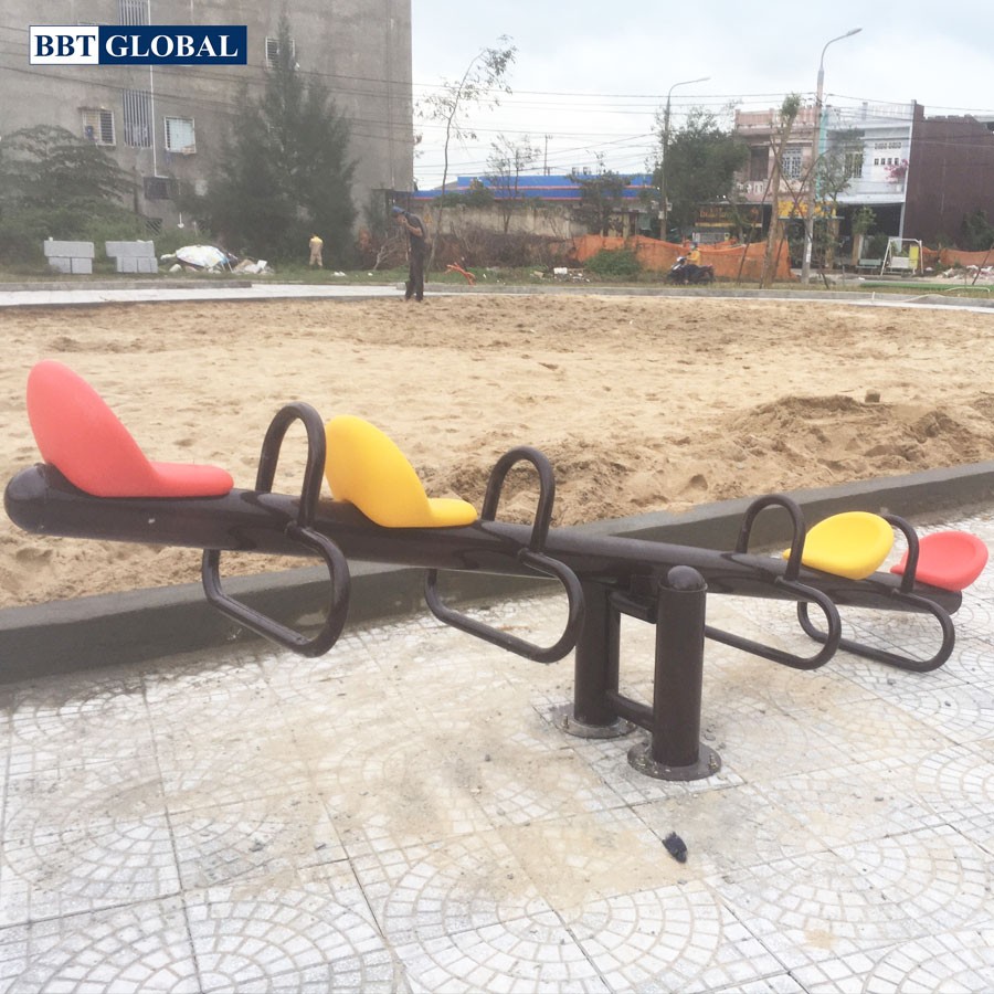 Bập bênh nhún lò xo 4 chỗ ngoài trời nhập khẩu ZK140-7