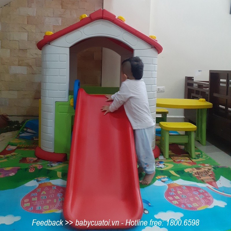 Nhà chơi cầu trượt Hàn Quốc kèm bàn ghế cho bé CHD805
