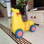 Xe chòi chân con sâu tinh nghịch Larva ZK1029