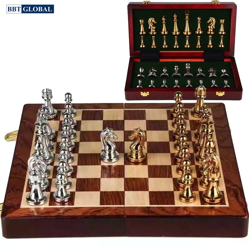 Bộ cờ vua kim loại hộp gỗ 30cm loại Luxury cao cấp BBT Global CV01-VB mạ vàng bạc