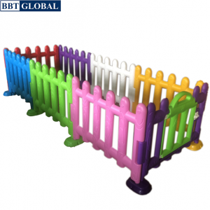 Hàng rào nhựa khu vui chơi BBT GLobal cỡ lớn 105*75*5cm KXHT-056