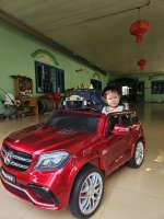 xe-o-to-dien-tre-em-mercedes-amg-ban-quyen-cao-cap