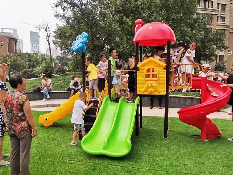 Cầu trượt liên hoàn nhập khẩu B1