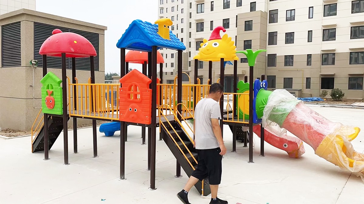 Cầu trượt liên hoàn nhập khẩu mẫu B57