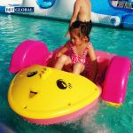 Thuyền quay tay chơi dưới nước CVN001