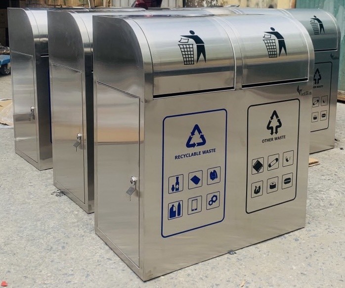 Thùng rác INOX 201 đúc với 2 ngăn cho khu vui chơi công cộng T201