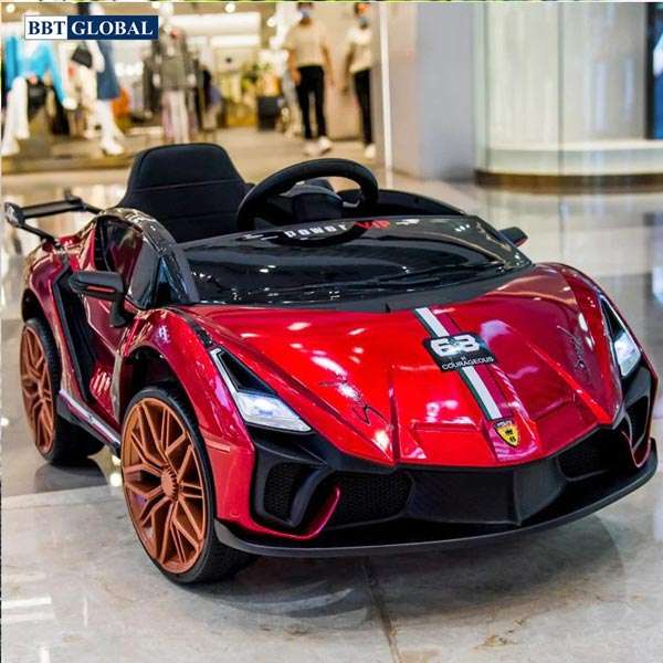 o-to-dien-tre-em-lamborghini-do