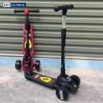 Xe trượt scooter cho bé BBT Global bánh sáng KM982