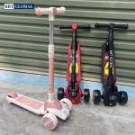 Xe trượt scooter cho bé BBT Global bánh sáng KM982