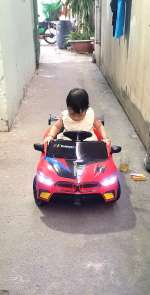 oto-dien-tre-em-bmw-66666