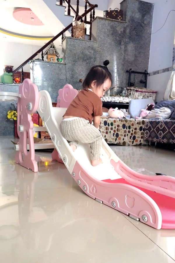 cau-truot-tre-em-choi-trong-nha-5