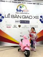 le-ban-giao-xe-may-vespa-1