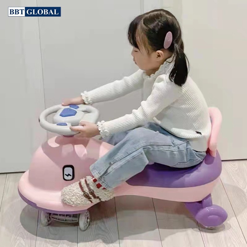 xe lắc cho bé