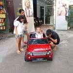 oto-dien-tre-em-landrover-8989