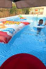 be-boi-gia-dinh-intex-1