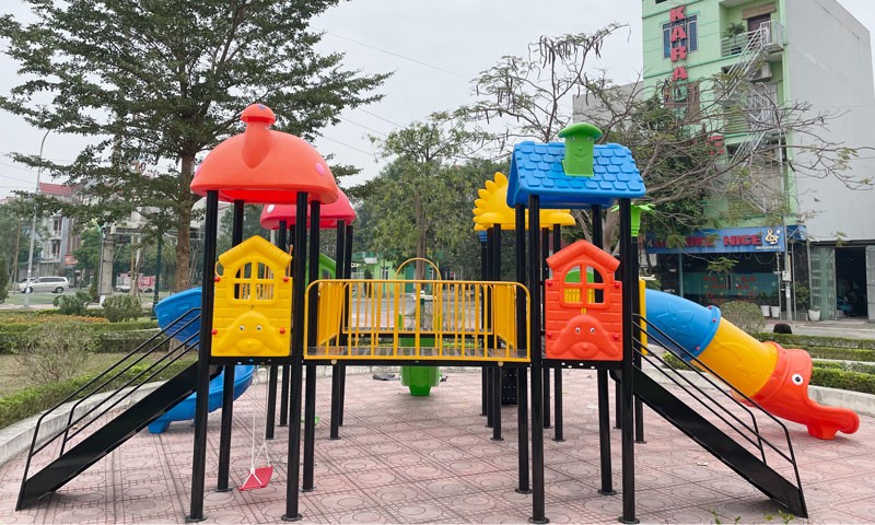 Cầu trượt liên hoàn cao cấp cho khu vui chơi công đồng