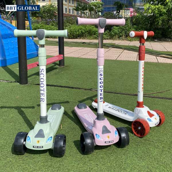 km951-scooter-cho-be-11