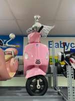 vespa-hong