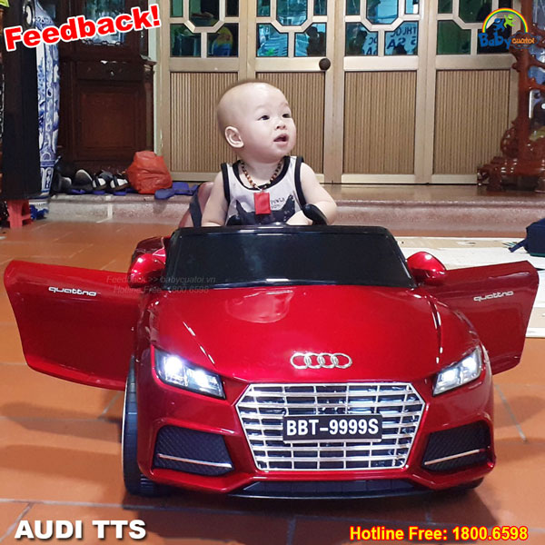Ô tô điện trẻ em dáng Audi TTS màu đỏ phun sơn BBT-9999DS