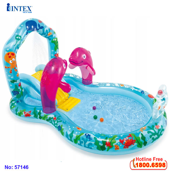 intex-57146-be-boi-phao-cau-truot-ca-heo-co-voi-phun-mua-1