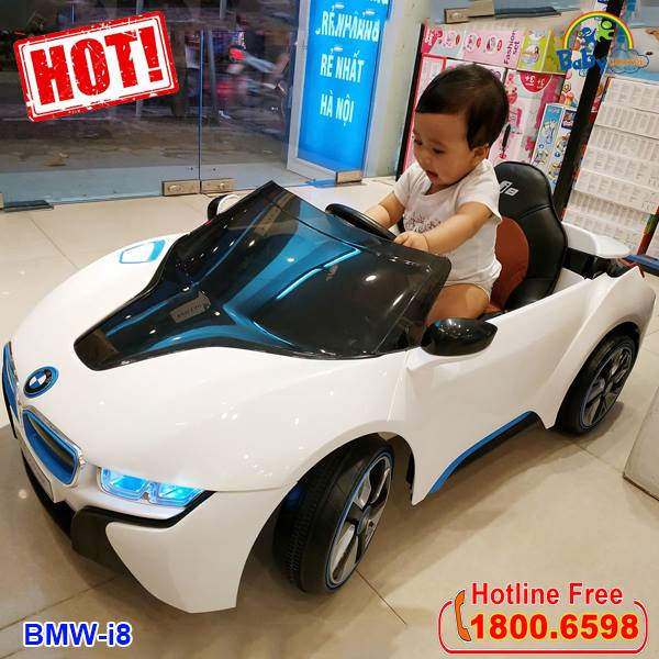 Ô tô điện trẻ em bản quyền BMW i8 màu trắng cao cấp