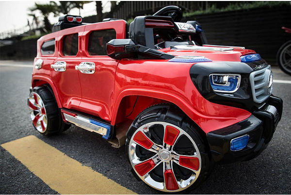 xe-o-to-dien-tre-em-dang-mercedes-4cho-ngoi-7979-mau-do