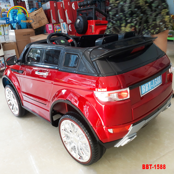 Ô tô điện trẻ em LANE ROVER màu đỏ phun sơn BBT-1588D