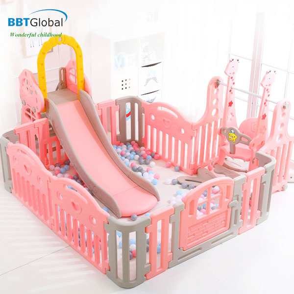 Bể bóng kèm cầu trượt xích đu BBT Global màu hồng BSL303