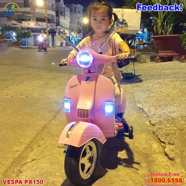 Xe máy điện trẻ em bản quyền Vespa PX150 màu hồng