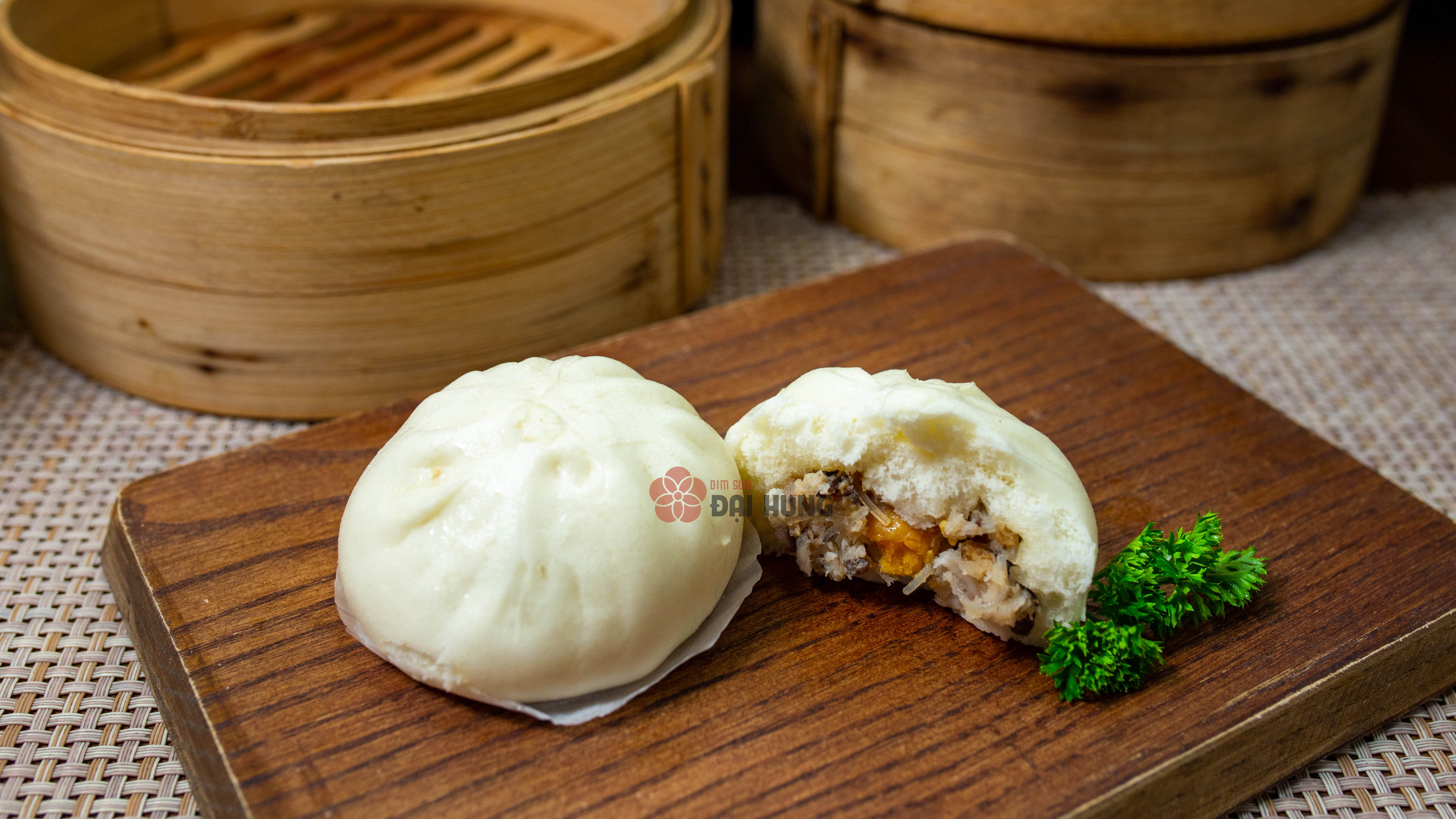 Bánh bao thịt trứng muối Đại Hưng mang đến sự thuận tiện mà còn rất ngon