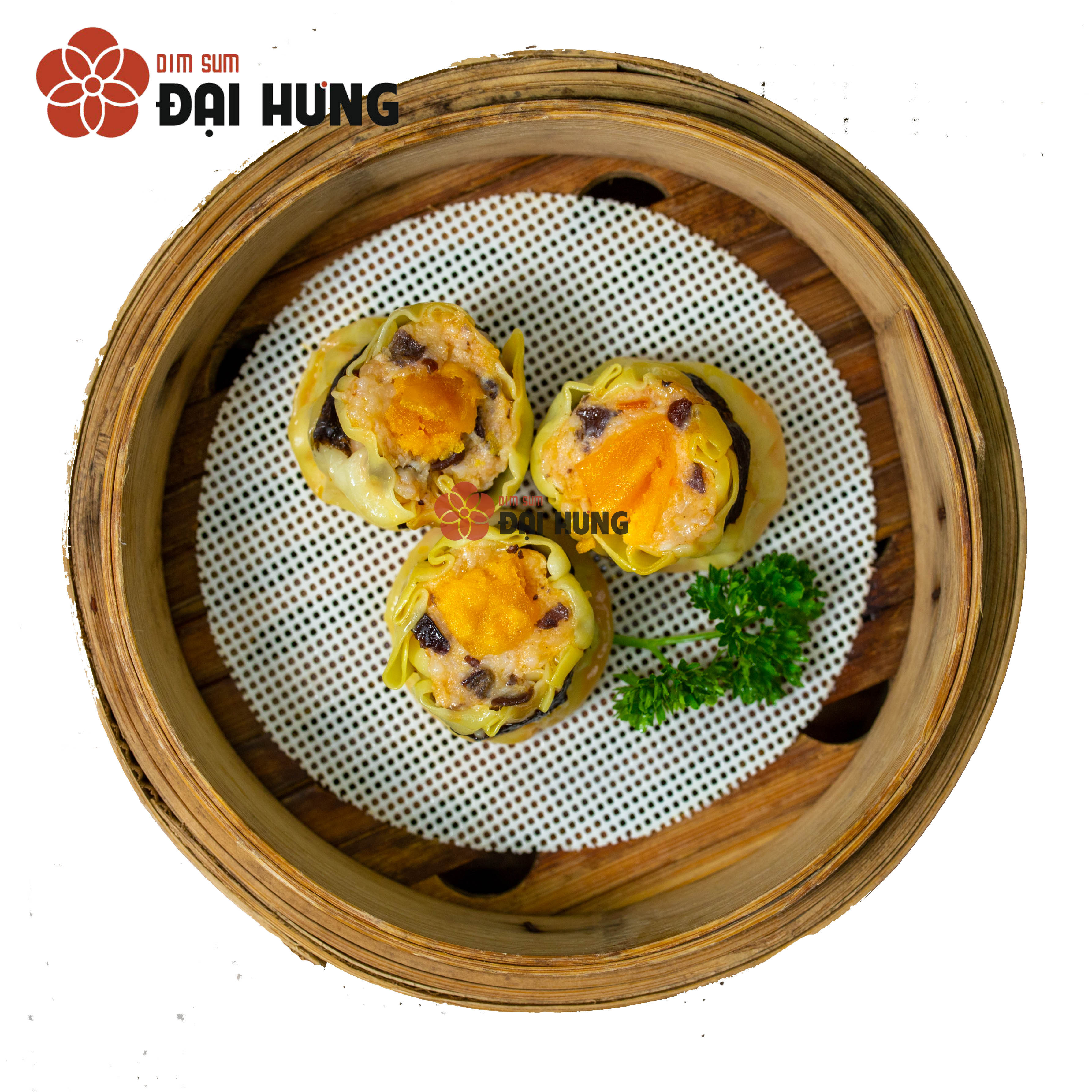 Xíu mại thịt trứng muối có nhân trứng muối bên trong thơm ngon, hấp dẫn