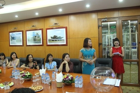 ba-vuong-bich-thu-gd-marketing-truyen-thong-phat-bieu-1