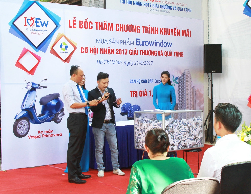 ong-mai-hoang-nguyen-gd-cn-goi-dien-thoai-truc-tiep-cho-kh-trung-giai-dac-biet