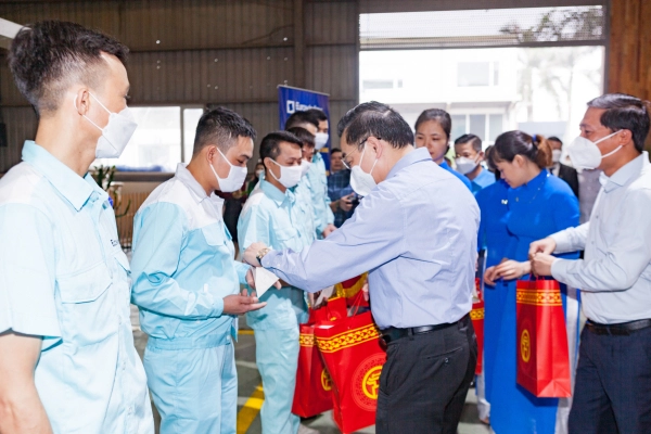 chu-tich-hn-tham-nha-may-38
