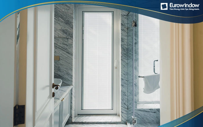 Cửa đi lõi thép 1 cánh thường lắp đặt trong nhà vệ sinh, phòng nhỏ