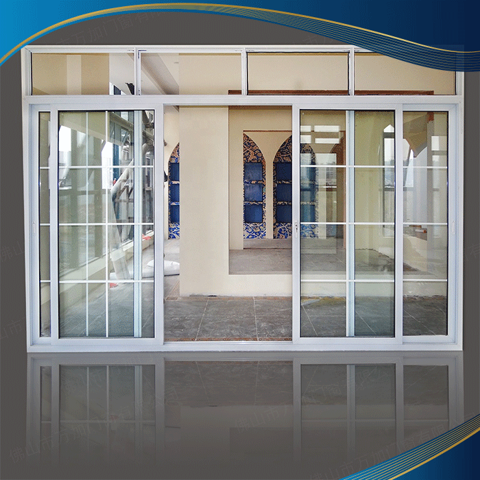 Cửa đi nhôm màu trắng 4 cánh xếp trượt sang trọng