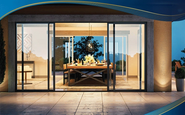 Cửa đi lùa 4 cánh thích hợp với không gian bị chia nhỏ như: Ban công của Resort, cửa hàng bởi khả năng mở cửa lên đến 90% diện tích xóa bỏ mọi rào cản về tiếng ồn của loại cửa truyền thống.