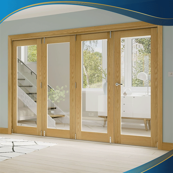 Cửa xếp gấp 4 cánh màu vân gỗ thường được lắp đặt tại phòng đọc sách tại biệt thự bởi khả năng cách âm hoàn toàn từ bên ngoài giúp không gian yên tĩnh và thoải mái hơn bao giờ hết