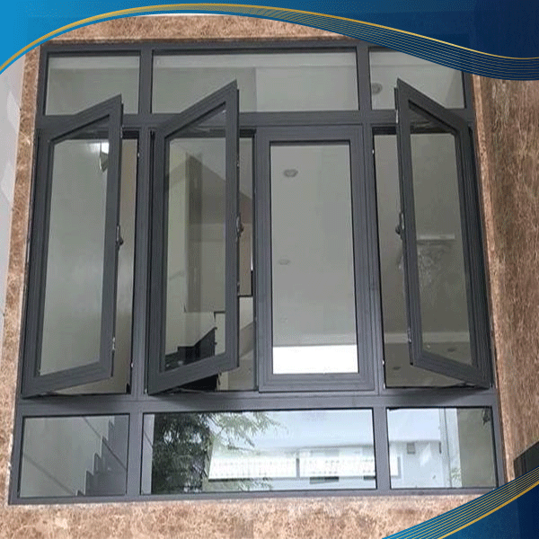  Mẫu cửa sổ mở quay màu ghi xám kết hợp vách kính, vừa tạo sự sang trọng, vừa tận dụng được ánh sáng bên ngoài tối đa.