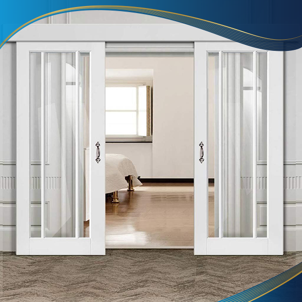 Cửa nhôm tĩnh điện màu trắng 2 cánh và thanh nan dọc kết hợp rèm che màu trắng
