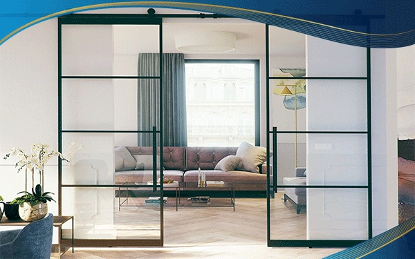 Cửa đi hai cánh mở trượt được làm thanh nhựa cao cấp, bên trong có các lõi thép mạ kẽm chạy dọc phần thân gia có cường độ giúp sản phẩm cứng vững cho cánh và thân cửa.