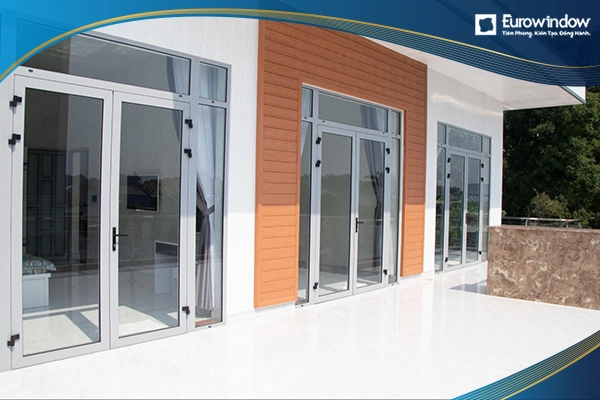Cửa nhựa lõi thép màu xám