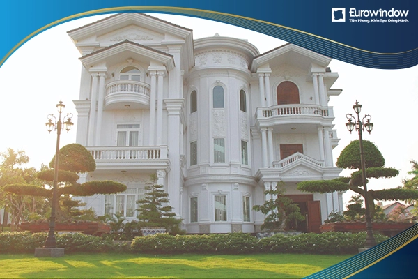 Sử dụng cửa nhựa lõi thép cho căn biệt thự trở nên đơn giản và tinh tế hơn