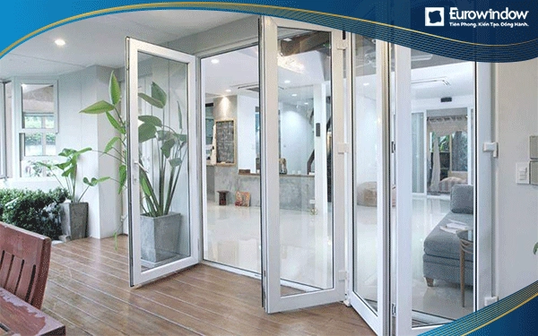 Eurowindow lắp đặt cửa nhựa lõi thép uPVC trượt tại vị trí ra ban công tại quận 2, Hồ Chí Minh